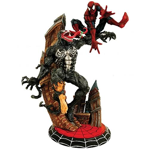 Spider-Man Vs Venom Statue
